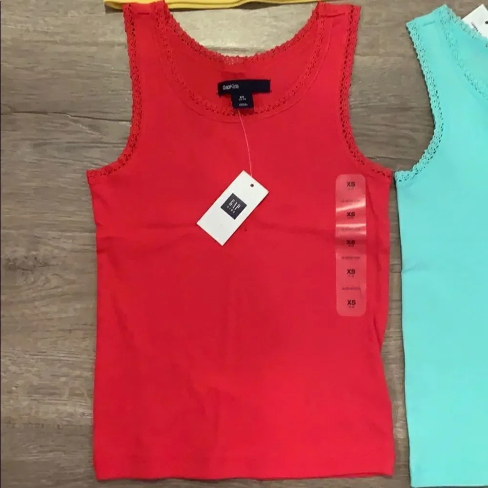 Gap short sleeve top